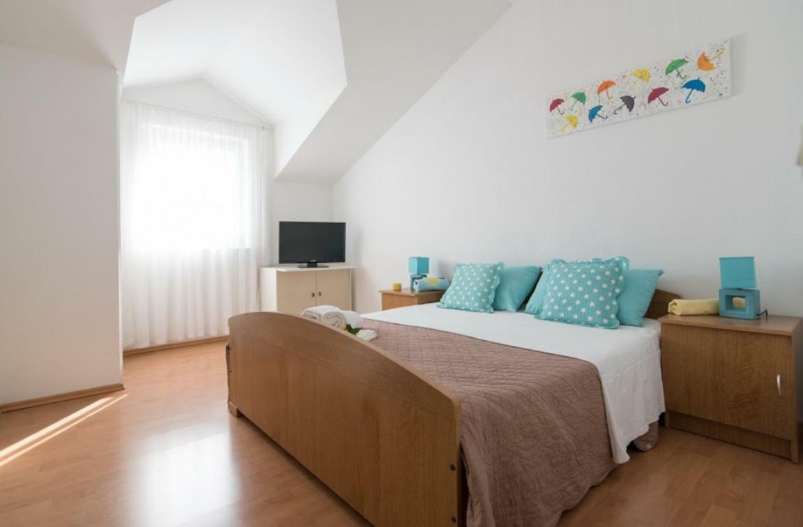Apartments Petranic 苏佩塔尔 外观 照片