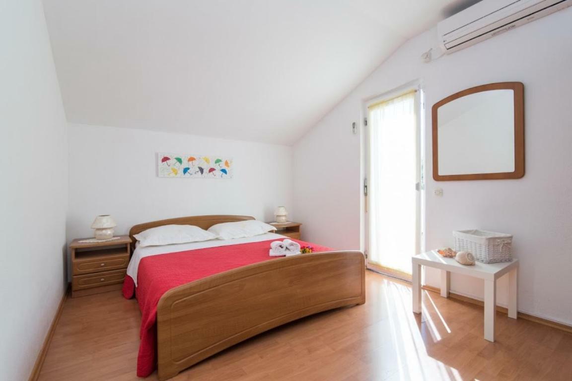 Apartments Petranic 苏佩塔尔 外观 照片